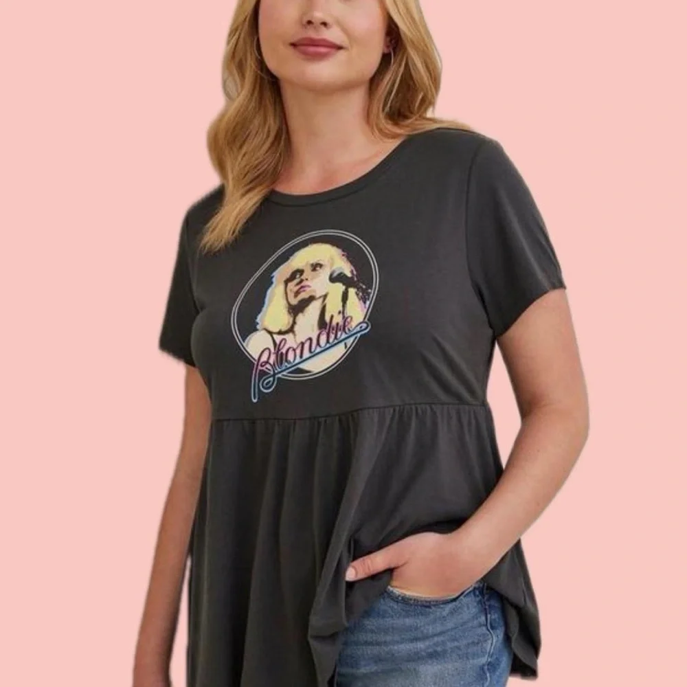 torrid Charcoal Gray Graphic Babydoll Tee with Blondie Print - Picture 2 of 5